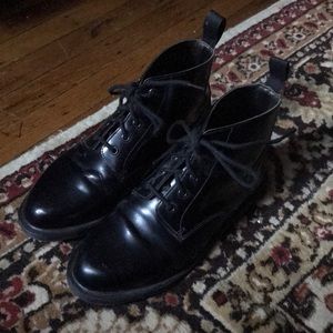 Doc Martens // Black Boot // Size 8